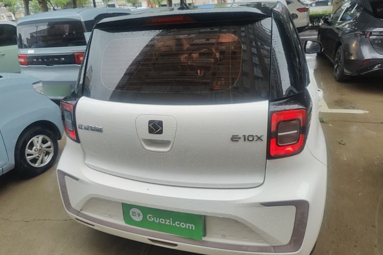 Used SOL E10X 2021 302 km Range Fashion Edition 31.4 kWh Rear