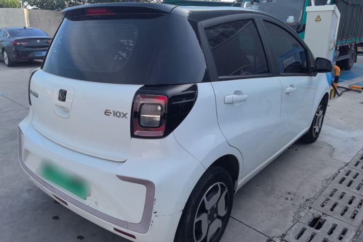 Used SOL E10X 2021 302 km Range Luxury Version 31.4 kWh Rear Right 45 Deg