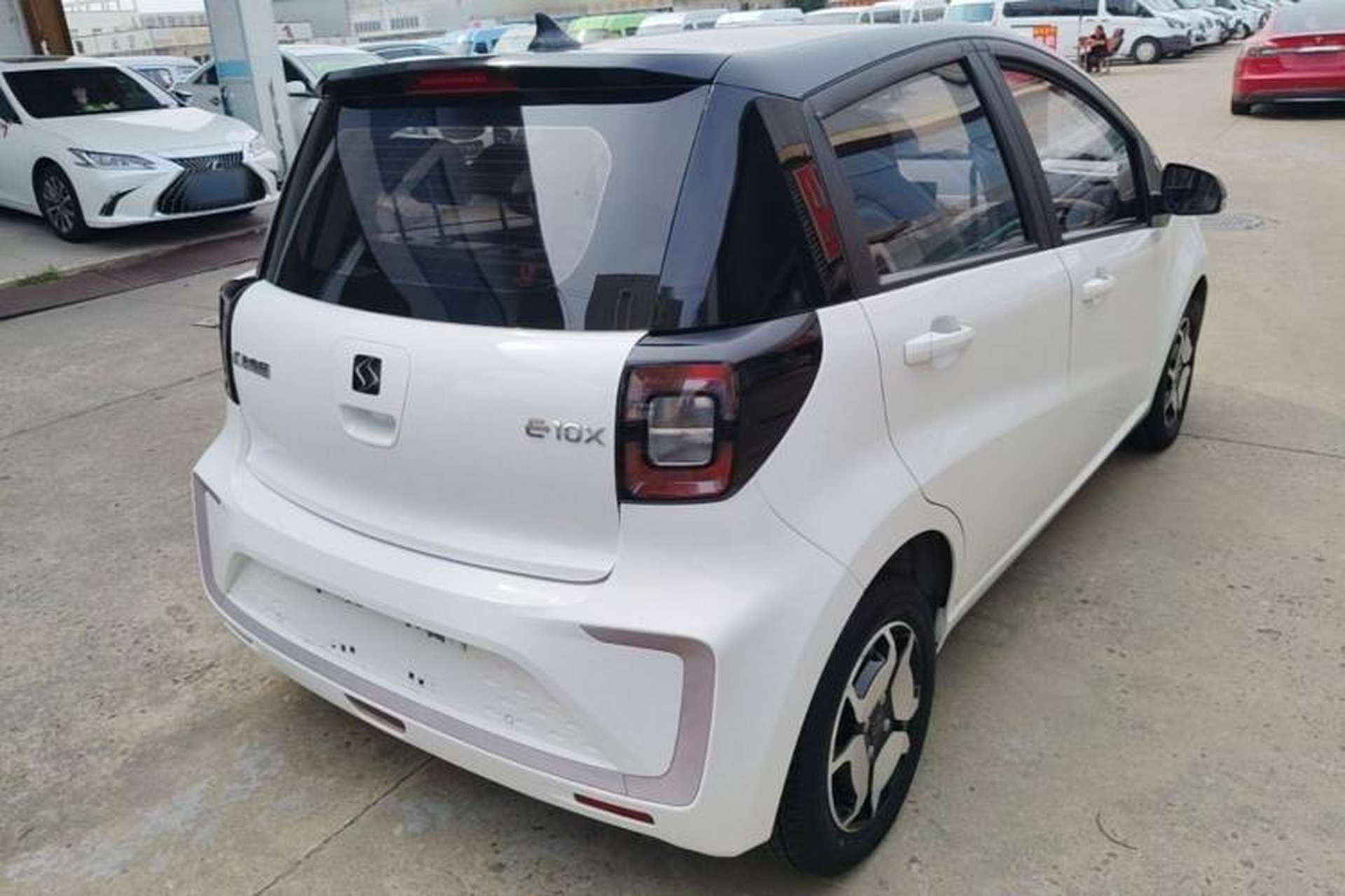 Used SOL E10X 2021 Jimei Edition 302km Luxury Model Rear Right 45 Deg