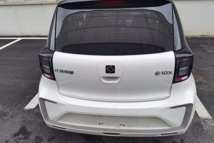 Used SOL E10X 2021 302 km Range Luxury Version 30.2 kWh Rear