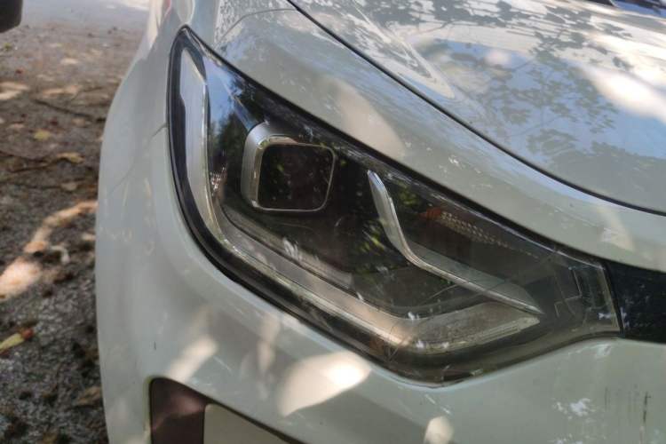 Used SOL E10X 2021 302km Range Superior Version 30.2 kWh Right Front Headlight