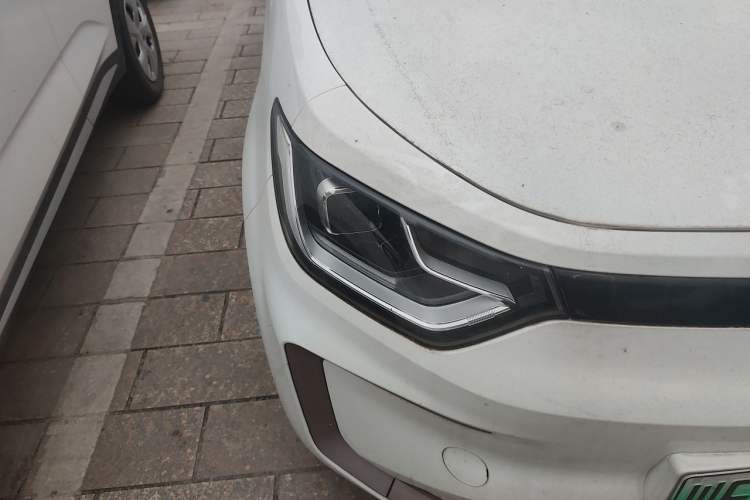 Used SOL E10X 2021 302 km Range Luxury Version 30.2 kWh Right Front Headlight