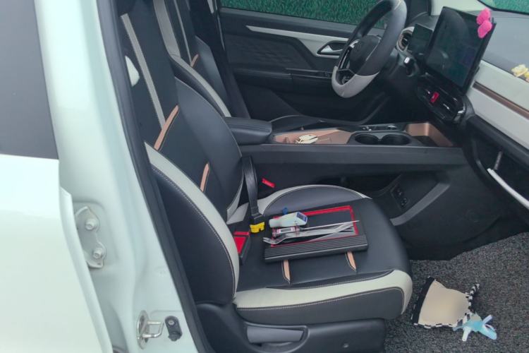 Used SOL E10X 2021 Jimei Edition 302km Beyond Model Right Front Seat