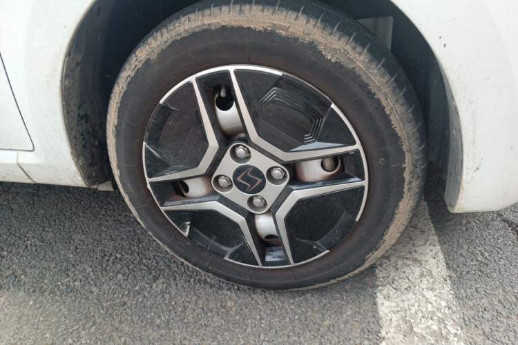 Used SOL E10X 2021 Jimei Edition 302km Fashionable Model Right Front Wheel Hub