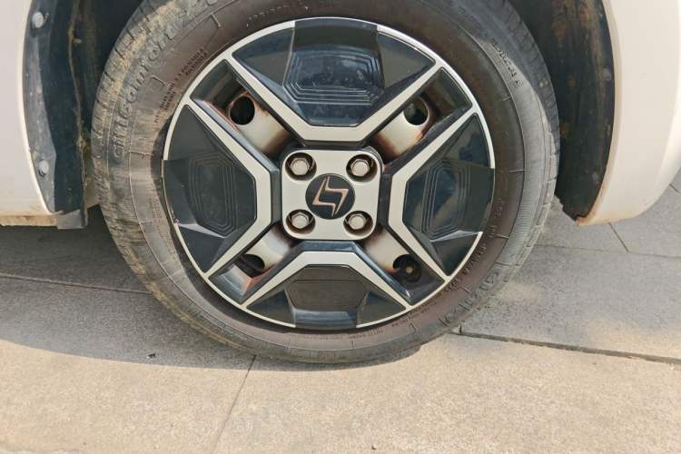 Used SOL E10X 2021 Jimei Edition 302km Fashionable Model Right Front Wheel Hub