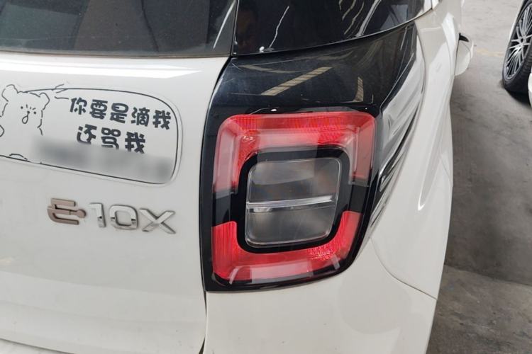 Used SOL E10X 2021 200km Classic Type Right Rear Taillight