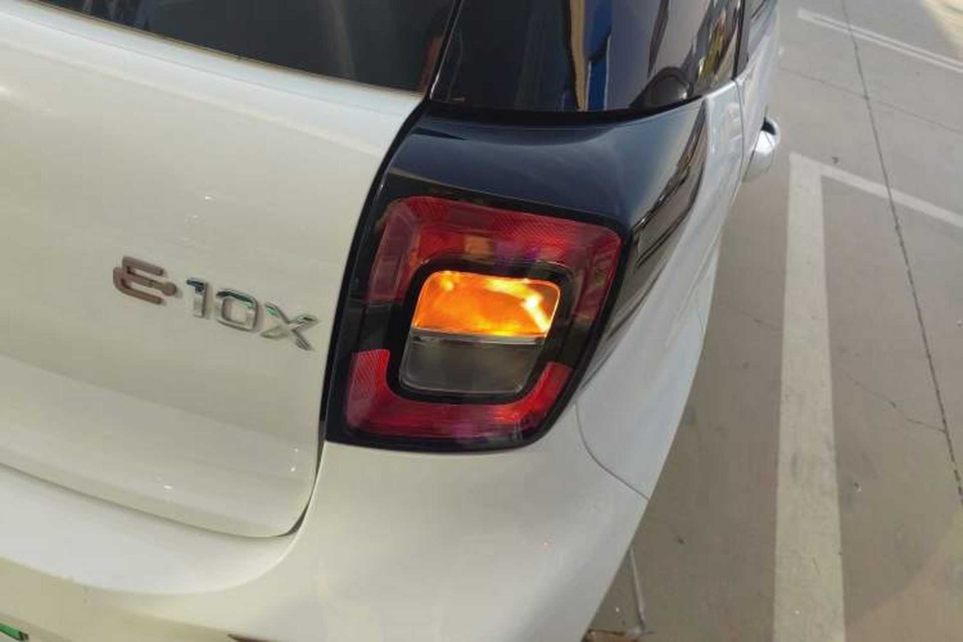 Used SOL E10X 2021 302 km Range Fashion Edition 30.2 kWh Right Rear Taillight