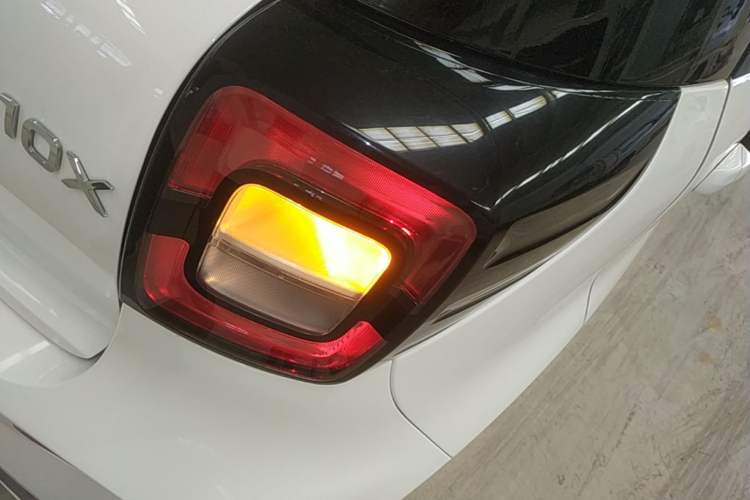 Used SOL E10X 2021 302 km Range Fashion Edition 31.4 kWh Right Rear Taillight