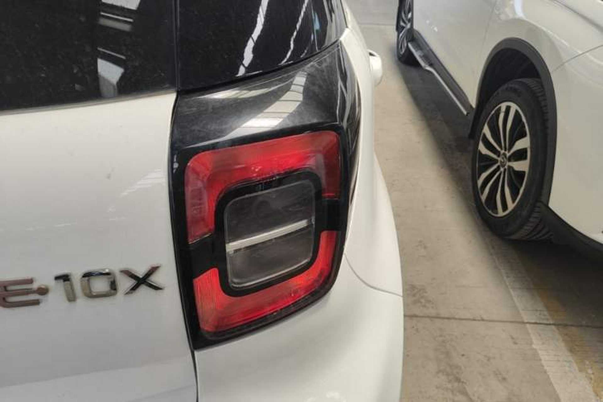 Used SOL E10X 2021 200km Classic Type Right Rear Taillight