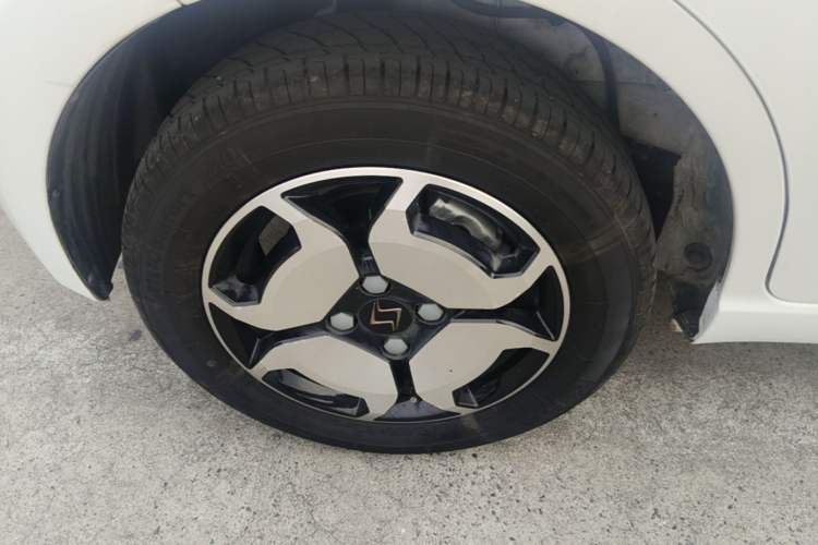 Used SOL E10X 2021 Jimei Edition 302km Luxury Model Right Rear Wheel Hub