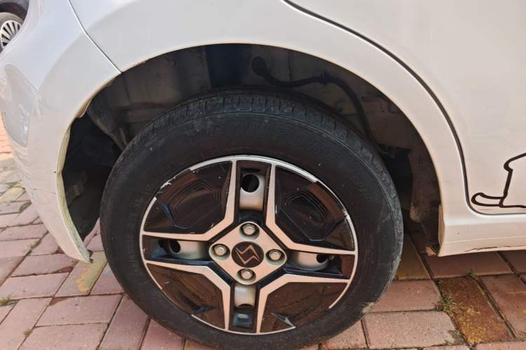 Used SOL E10X 2021 302 km Range Fashion Edition 30.2 kWh Right Rear Wheel Hub