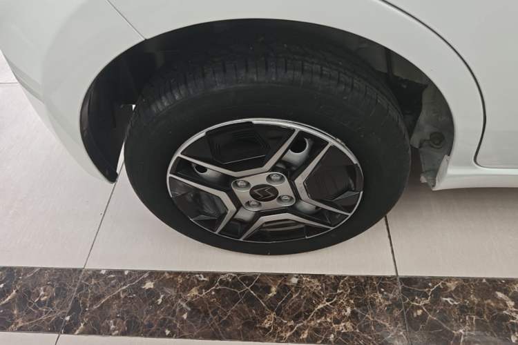 Used SOL E10X 2021 Jimei Edition 302km Fashionable Model Right Rear Wheel Hub