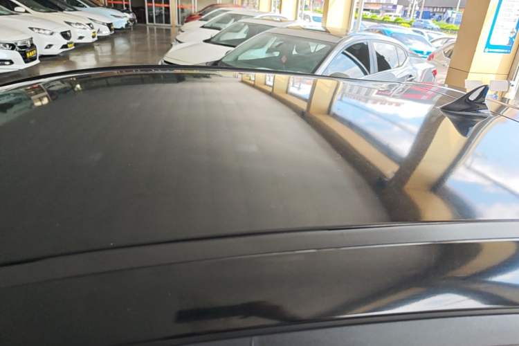 Used SOL E10X 2021 302 km Range Fashion Edition 31.4 kWh Roof