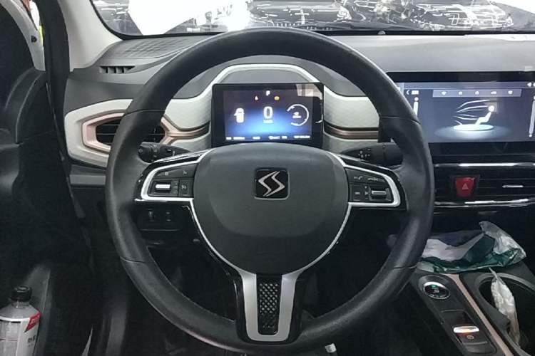 Used SOL E10X 2021 Jimei Edition 302km Luxury Model Steering Wheel