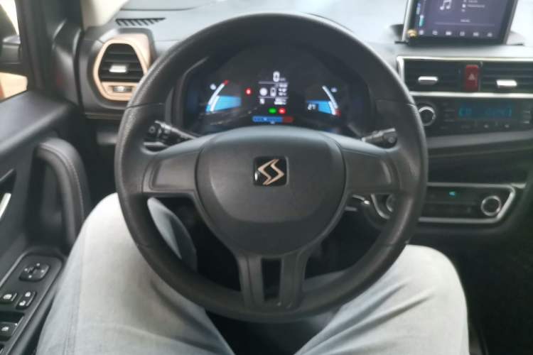Used SOL E10X 2021 200km Comfort Edition Steering Wheel