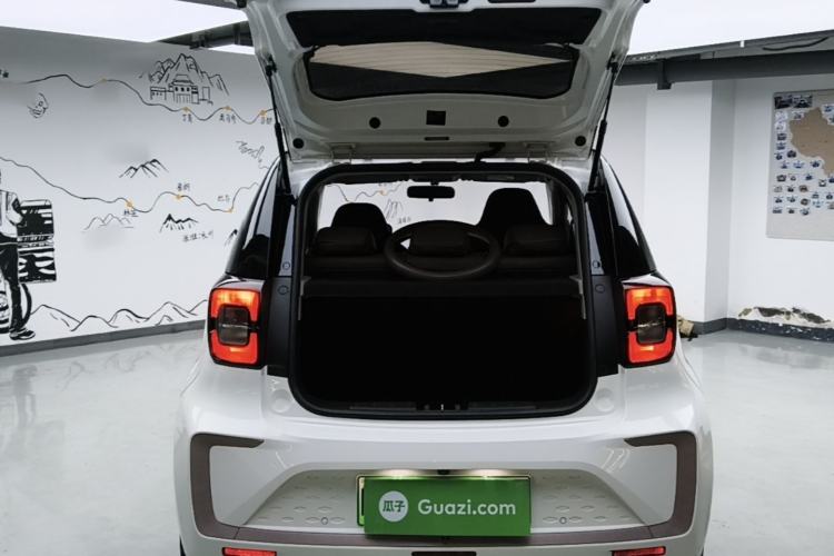 Used SOL E10X 2021 302 km Range Fashion Edition 31.4 kWh Trunk