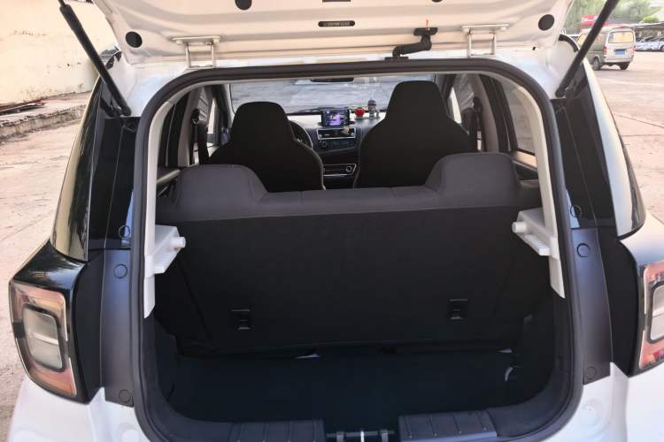 Used SOL E10X 2021 200km Classic Type Trunk