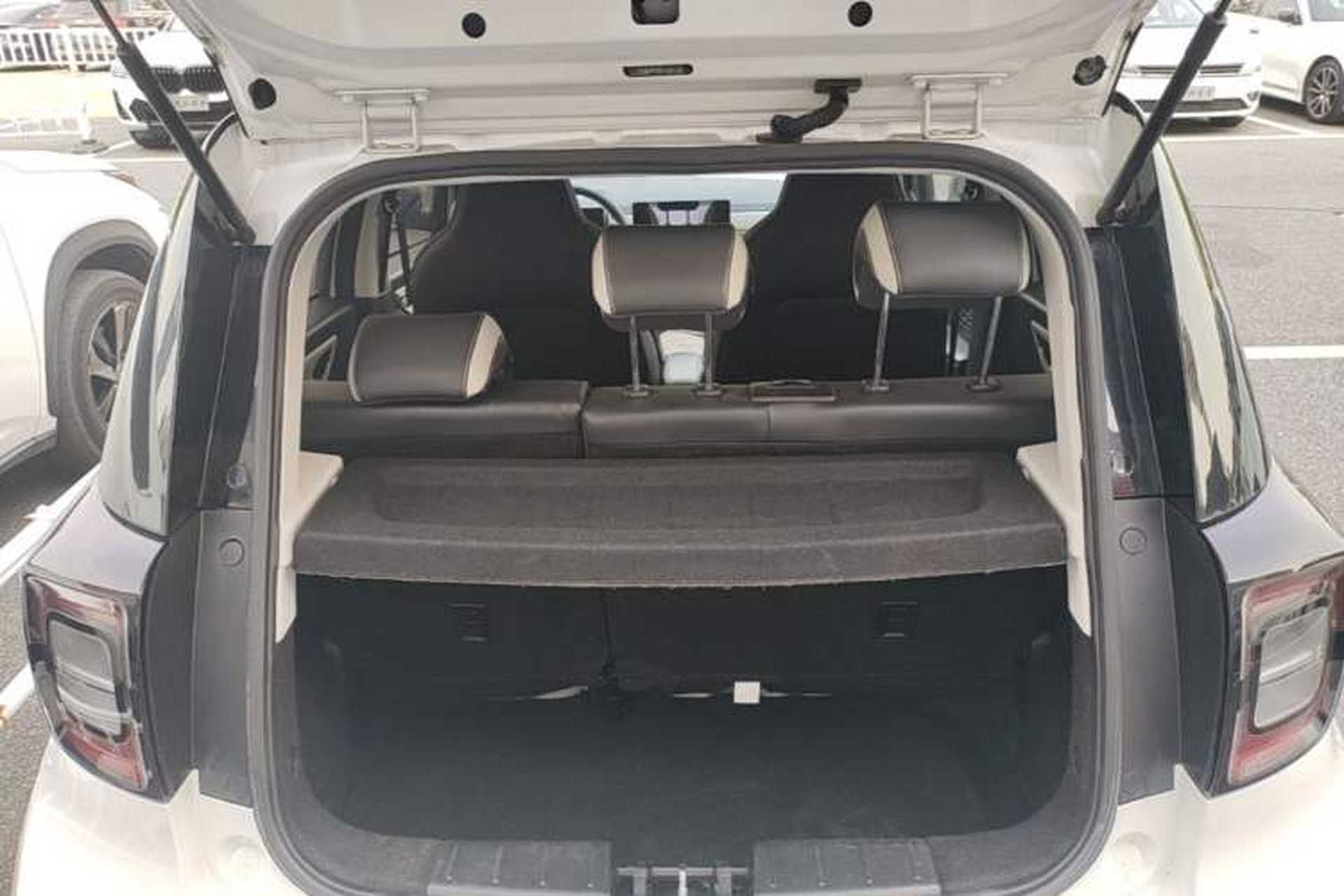 Used SOL E10X 2021 302 km Range Fashion Edition 30.2 kWh Trunk