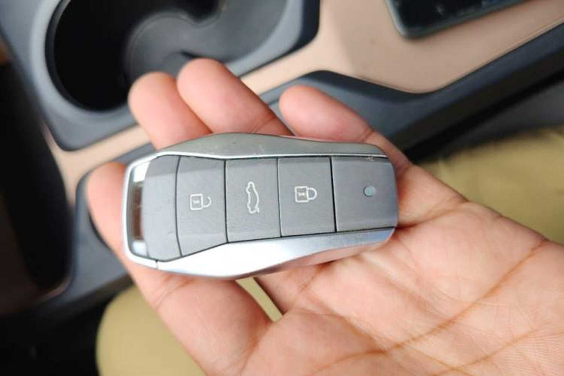 Used SOL E10X 2021 Jimei Edition 302km Luxury Model Vehicle Key