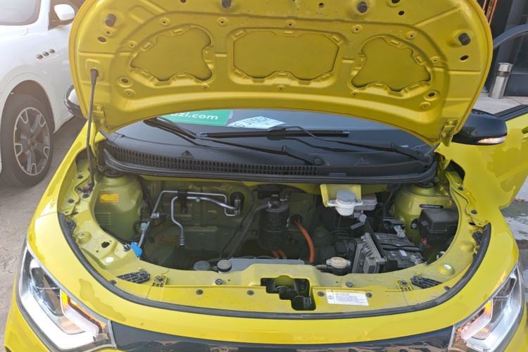 Used SOL E10X 2021 302 km Range Luxury Version 30.2 kWh Engine Bay