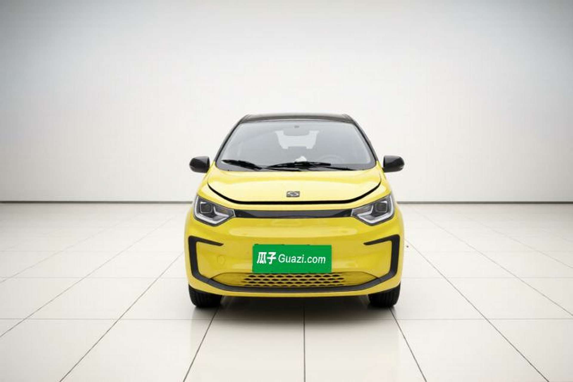 Used SOL E10X 2021 302 km Range Fashion Edition 30.2 kWh Exterior 1