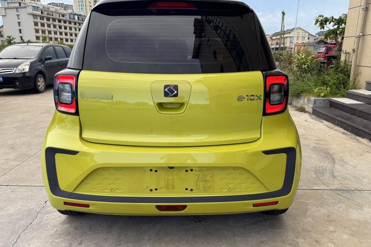 Used SOL E10X 2021 302 km Range Fashion Edition 31.4 kWh Exterior 2