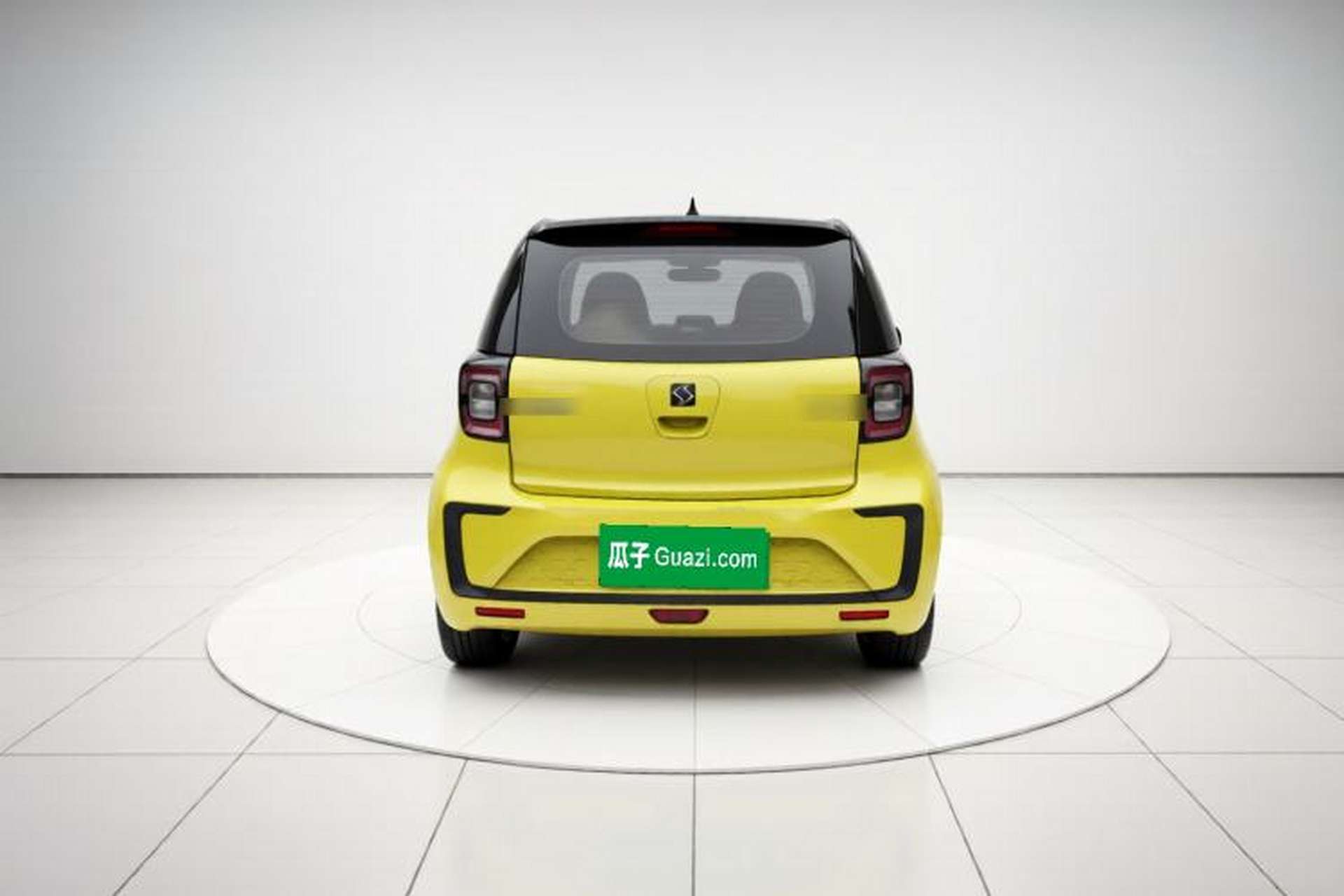 Used SOL E10X 2021 302 km Range Fashion Edition 30.2 kWh Exterior 4