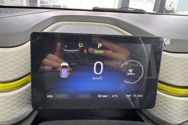 Used SOL E10X 2021 302 km Range Luxury Version 31.4 kWh Instrument Cluster