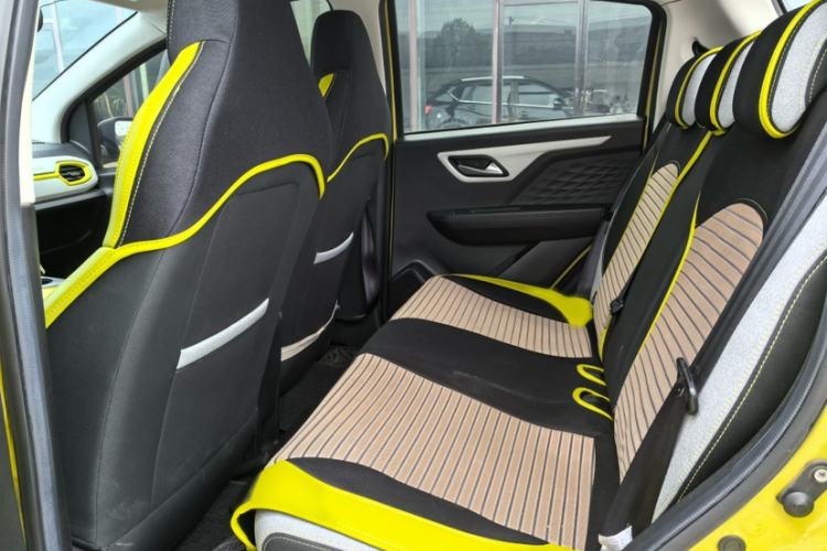 Used SOL E10X 2021 302 km Range Luxury Version 30.2 kWh Interior 3