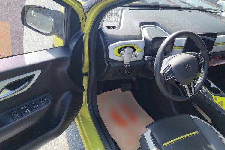 Used SOL E10X 2021 302km Range Superior Version 30.2 kWh Interior 3