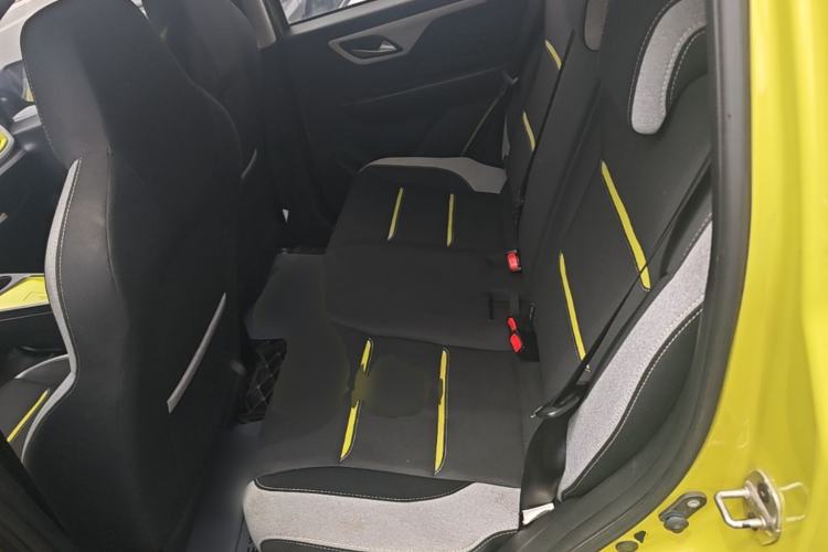 Used SOL E10X 2021 302 km Range Luxury Version 31.4 kWh Left Rear Seat