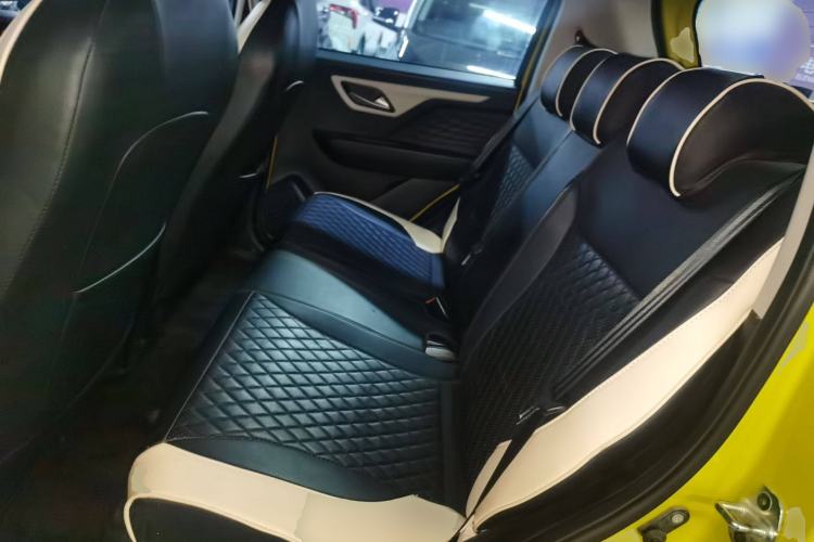 Used SOL E10X 2021 302 km Range Luxury Version 30.2 kWh Left Rear Seat