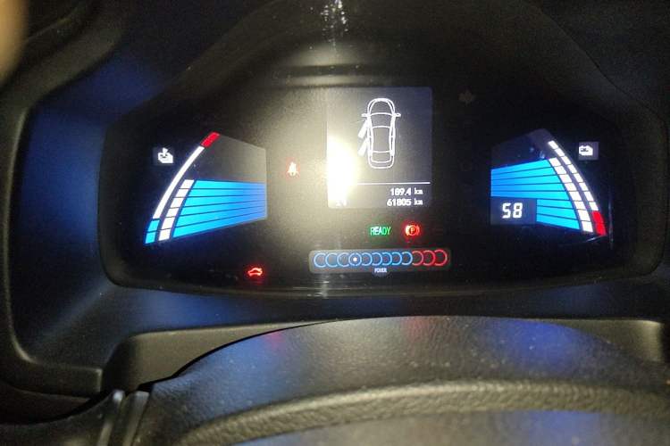 Used SOL E10X 2021 150 km Ambitious Trim Odometer Close Up
