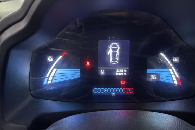 Used SOL E10X 2021 150 km Ambitious Trim Odometer Close Up