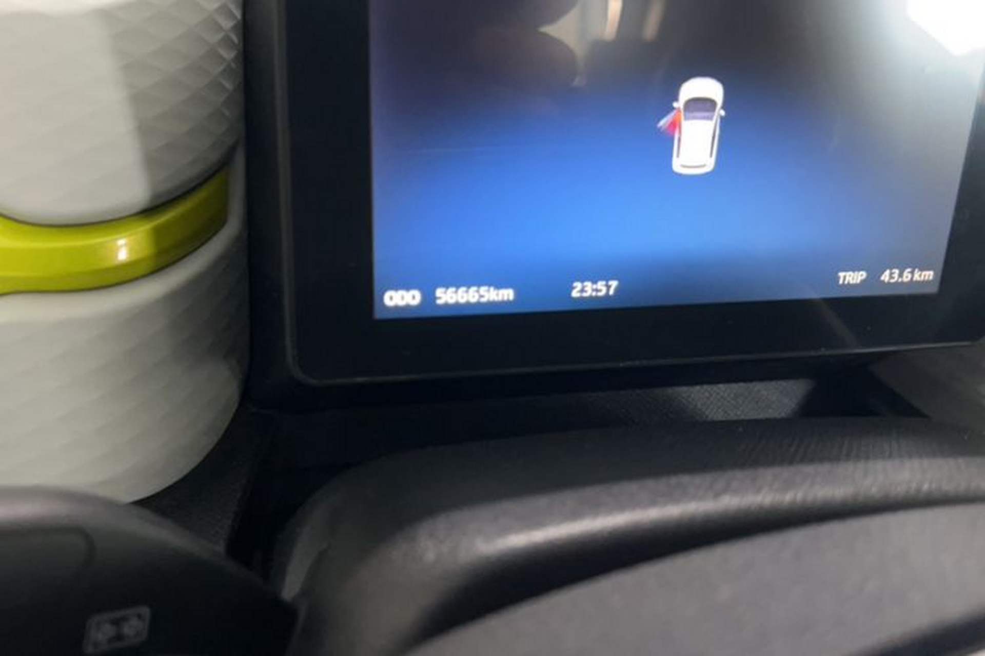Used SOL E10X 2021 302 km Range Fashion Edition 30.2 kWh Odometer Close Up