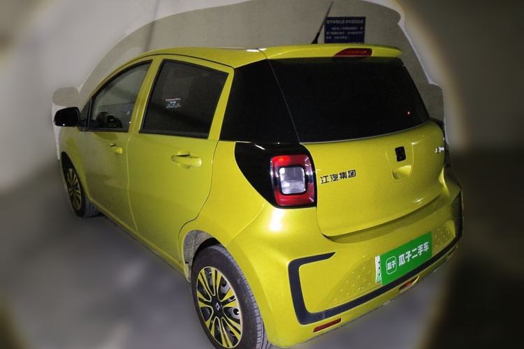 Used SOL E10X 2021 150 km Ambitious Trim Rear Left 45 Deg