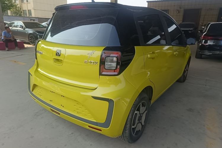 Used SOL E10X 2021 302 km Range Luxury Version 31.4 kWh Rear Right 45 Deg