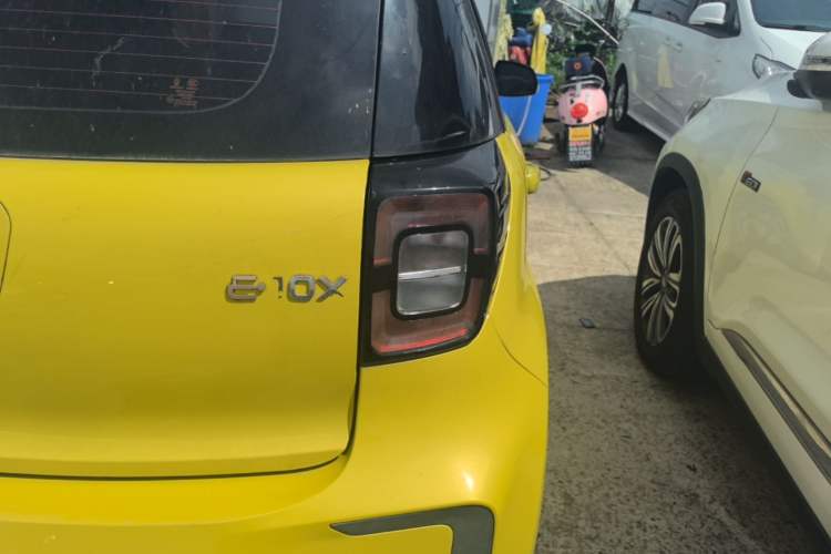 Used SOL E10X 2021 Jimei Edition 302km Fashionable Model Right Rear Taillight