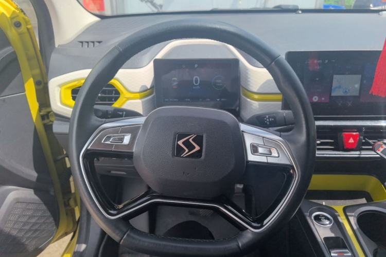 Used SOL E10X 2021 Jimei Edition 302km Fashionable Model Steering Wheel