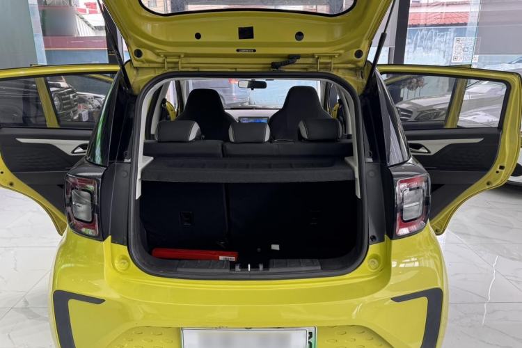 Used SOL E10X 2021 302 km Range Luxury Version 31.4 kWh Trunk