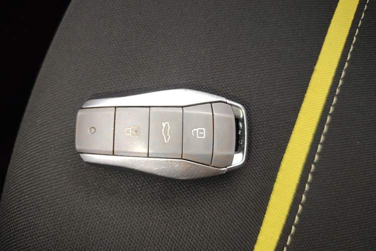 Used SOL E10X 2021 Jimei Edition 302km Luxury Model Vehicle Key
