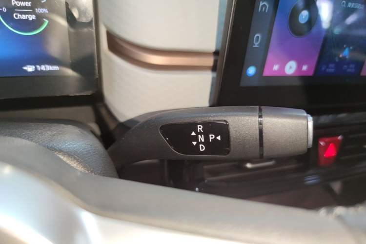 Used SOL E10X 2022 Flower Fairy Style Baby's Breath Gear Lever