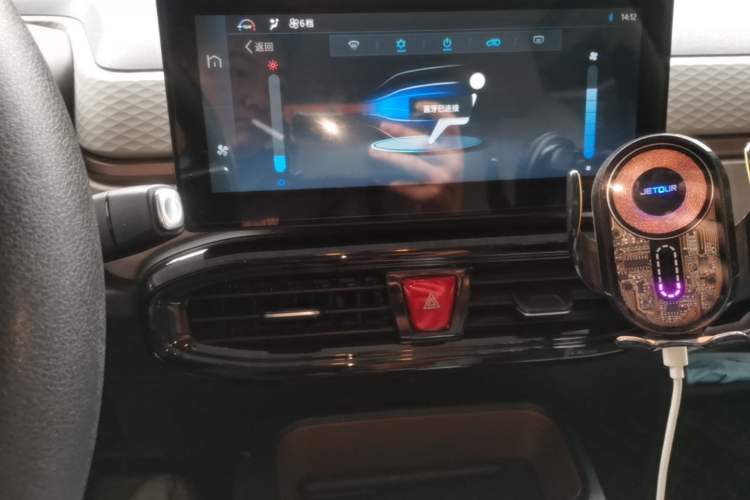 Used SOL E10X 2022 Flower Fairy Design Four-Leaf Clover Audio And AC Panel