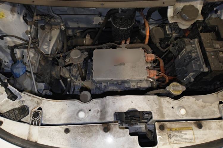 Used SOL E10X 2022 Flower Fairy Design Four-Leaf Clover Engine Bay