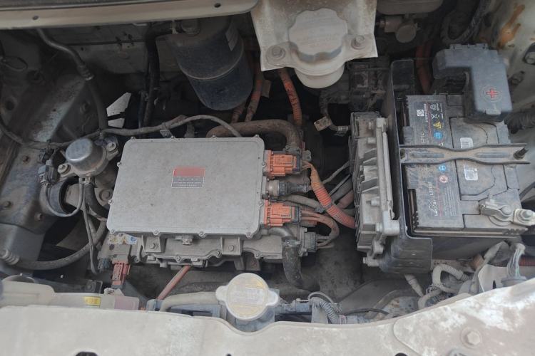 Used SOL E10X 2022 Flower Fairy Design Four-Leaf Clover Engine Bay Left