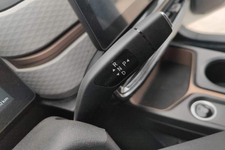 Used SOL E10X 2022 Flower Fairy Design Four-Leaf Clover Gear Lever