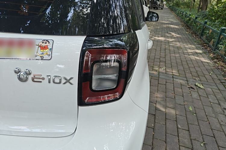 Used SOL E10X 2022 Flower Fairy Style Baby's Breath Right Rear Taillight