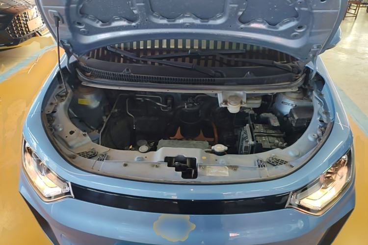 Used SOL E10X 2023 301 km Four-Leaf Clover 36 kW Engine Bay