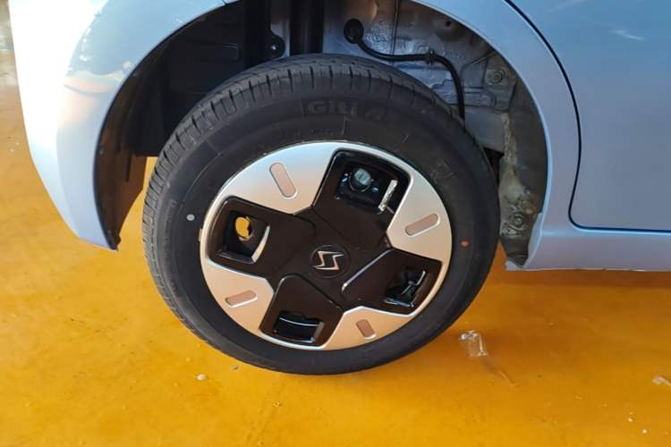 Used SOL E10X 2023 301 km Four-Leaf Clover 36 kW Exterior 5