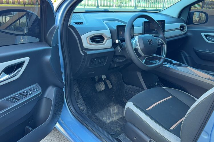 Used SOL E10X 2023 301 km Four-Leaf Clover 36 kW Left Rear Seat